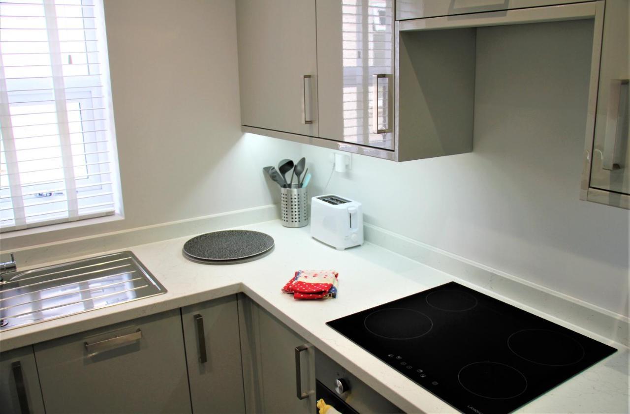 The Alvaros Apartment Southend-on-Sea Exterior photo