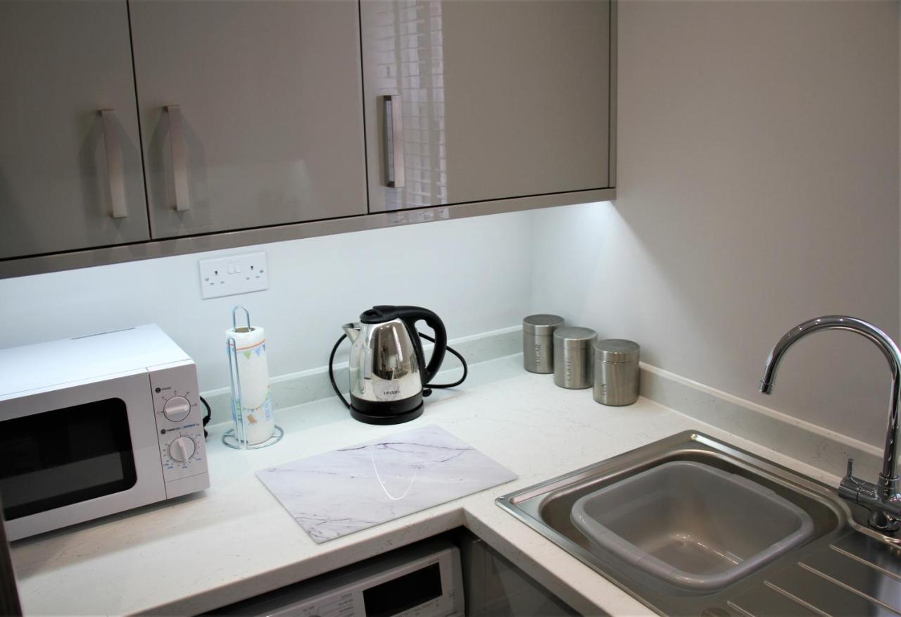 The Alvaros Apartment Southend-on-Sea Exterior photo
